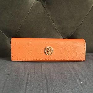 Tory Burch glasses case Brand New.